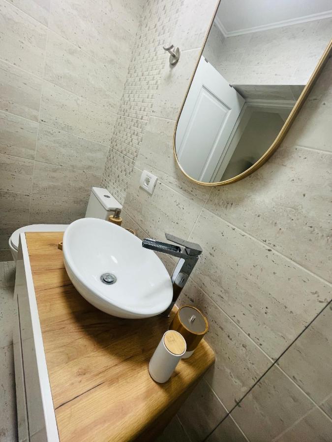Apartament Z Timisoaraアパートメント エクステリア 写真